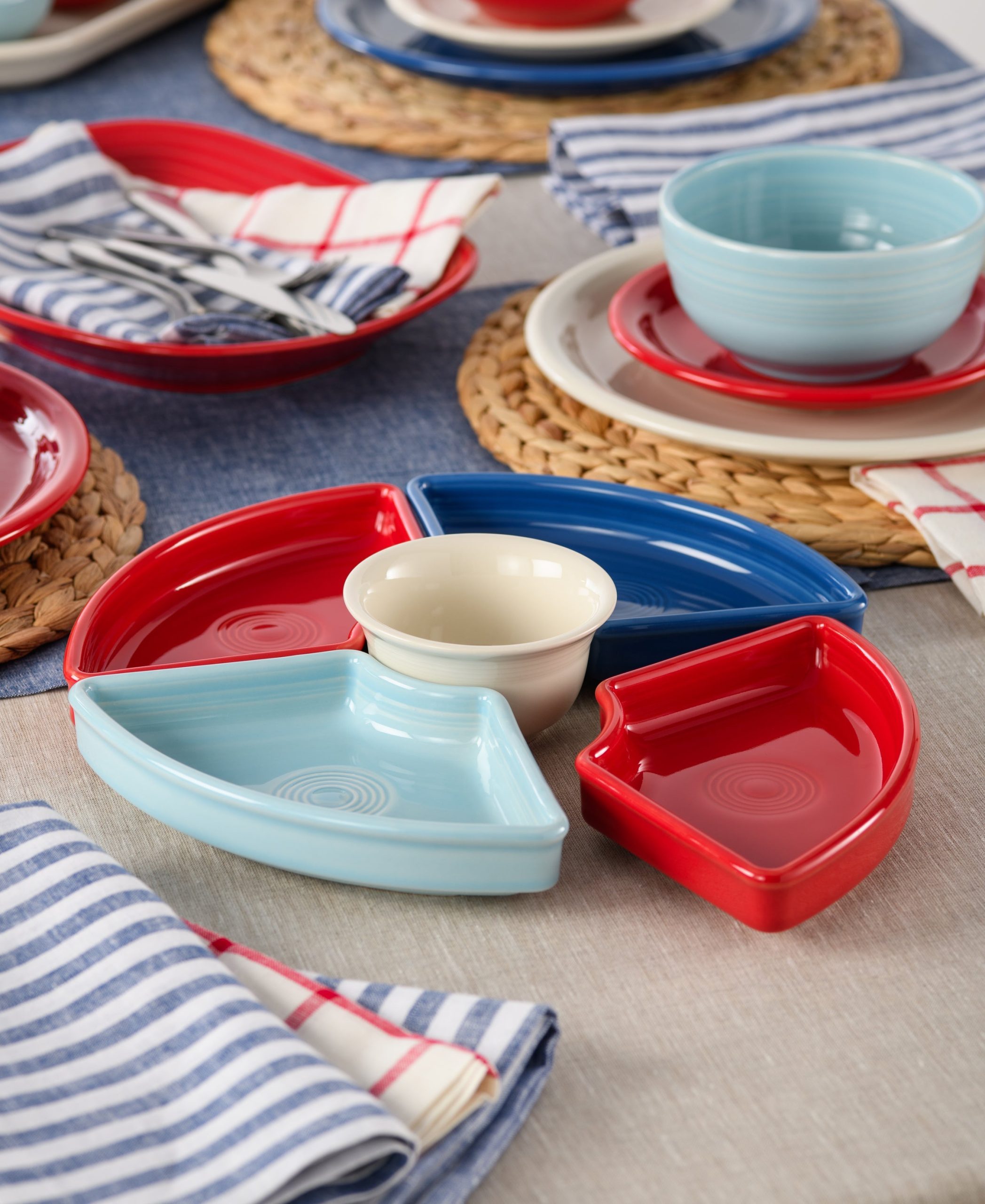 Fiesta Dinnerware - Americana 5-Piece Mixed Colors Entertaining Set 8 1/5 Inch - Image 2