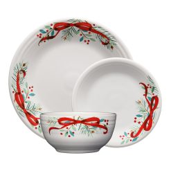 Fiesta Dinnerware - Holly Berry Christmas Garland Classic Bistro Coupe 3-Piece Place Setting, Service for 1
